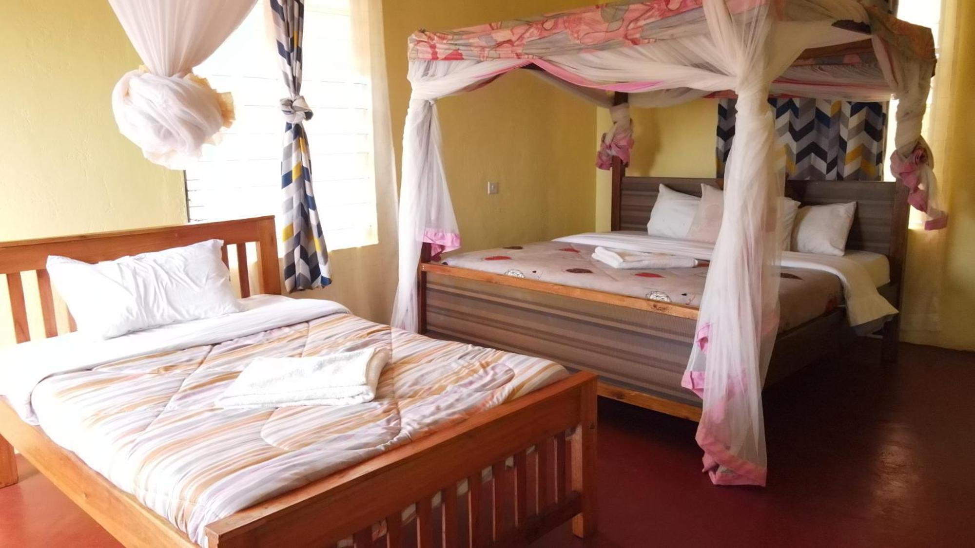 Tausa Tsavo Eco Lodge Voi Kültér fotó